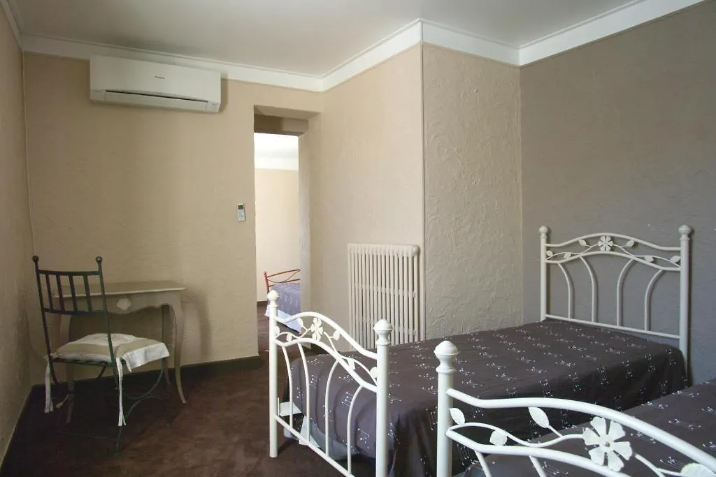 Hotel Du Cheval Blanc Saint-Remy-de-Provence
